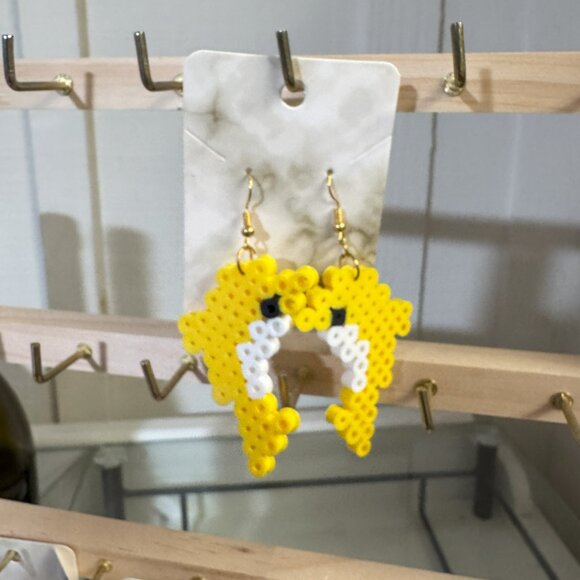 Dolphin yellow perler beads earrings - Picture 3 of 3